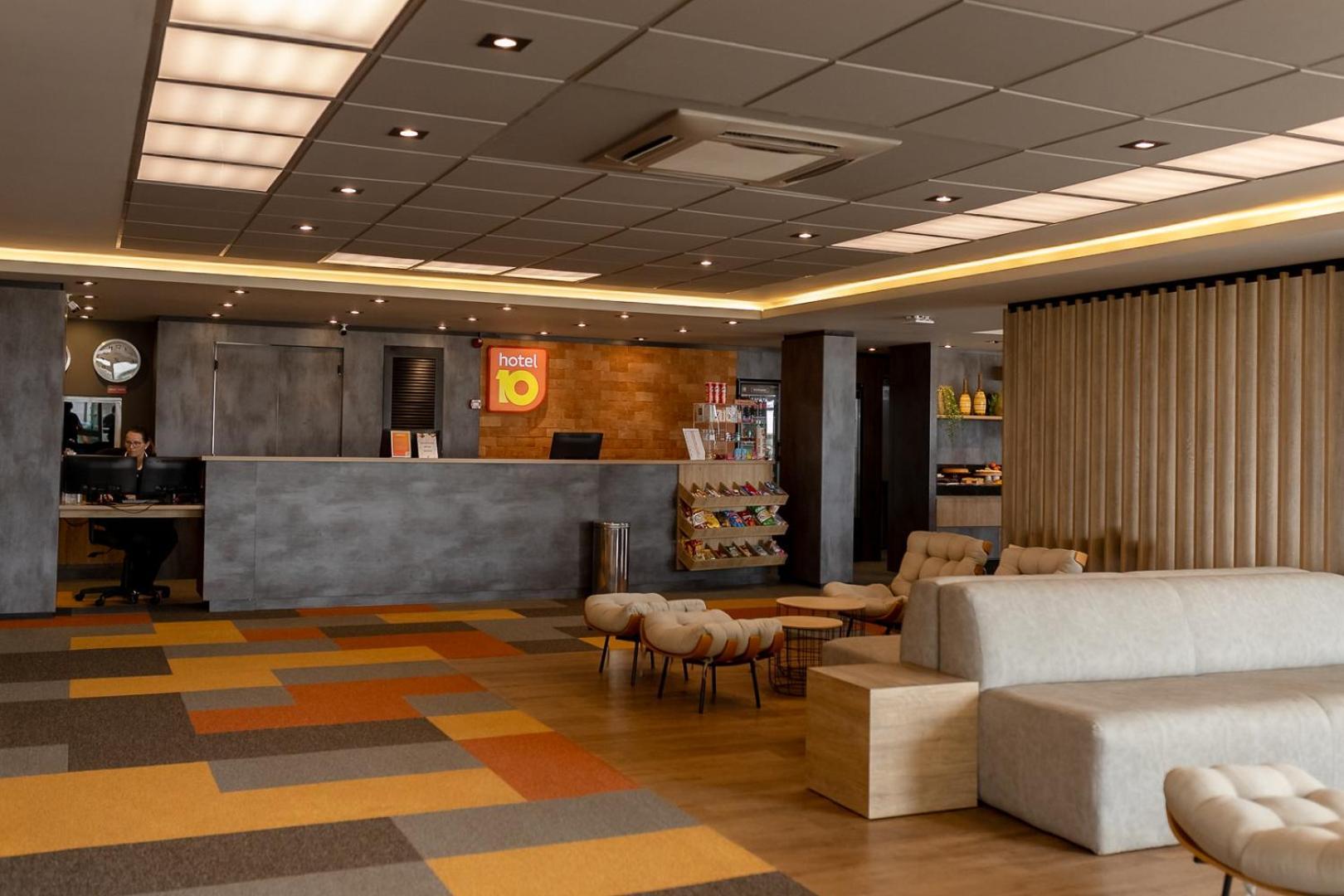Hotel 10 Ponta Grossa Понта-Гроса Екстер'єр фото