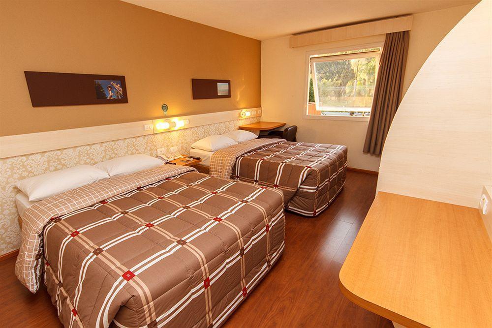 Hotel 10 Ponta Grossa Понта-Гроса Екстер'єр фото